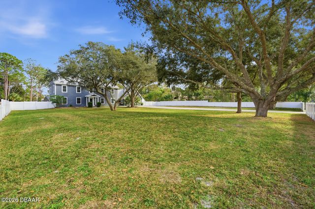 5743 W Sweetwater Boulevard, Port Orange, FL 32127