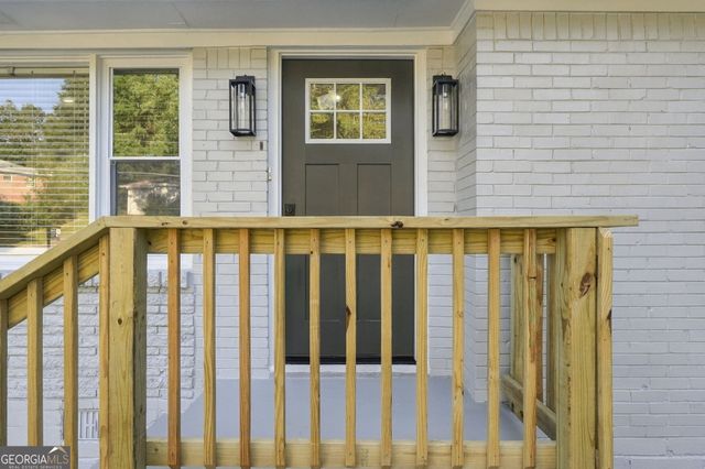 2162 Holly Hill Drive, Decatur, GA 30032