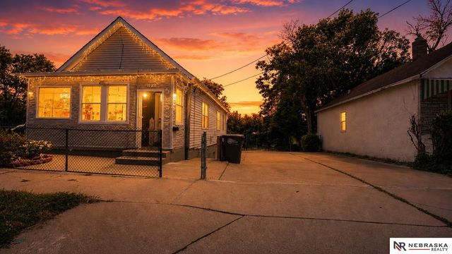 1231 S 15th Circle, Omaha, NE 68108