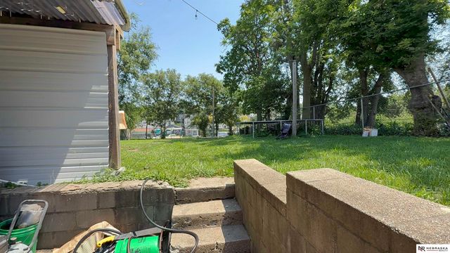 1231 S 15th Circle, Omaha, NE 68108