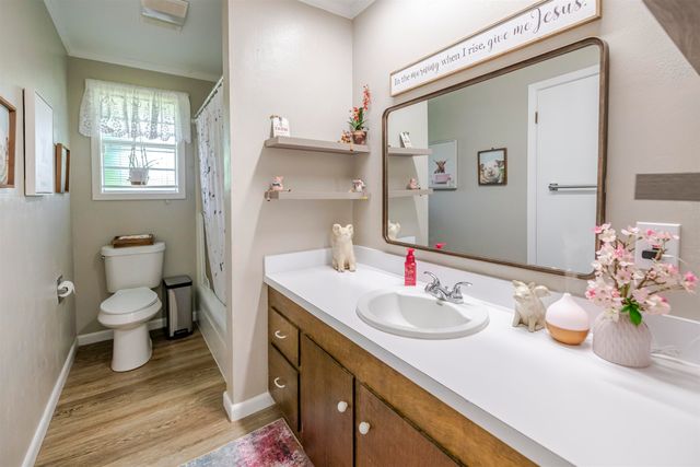 180 Division St, Houma, LA 70364