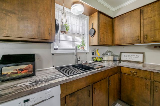 180 Division St, Houma, LA 70364