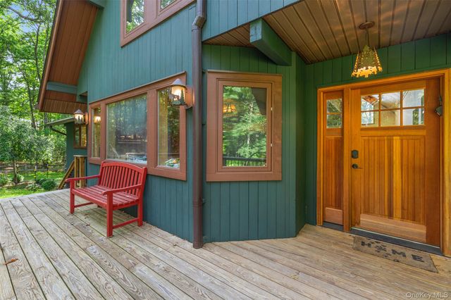 253 York Lake Estates Road, Barryville, NY 12719