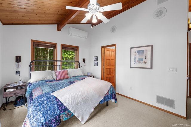 253 York Lake Estates Road, Barryville, NY 12719