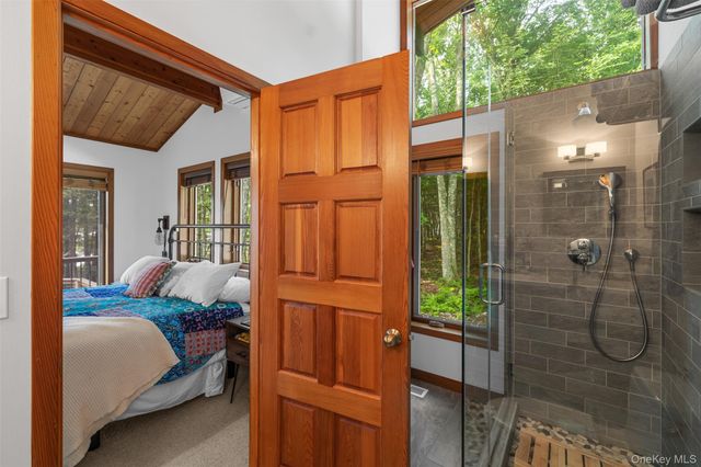 253 York Lake Estates Road, Barryville, NY 12719