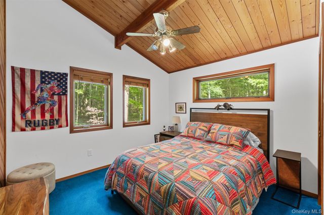 253 York Lake Estates Road, Barryville, NY 12719