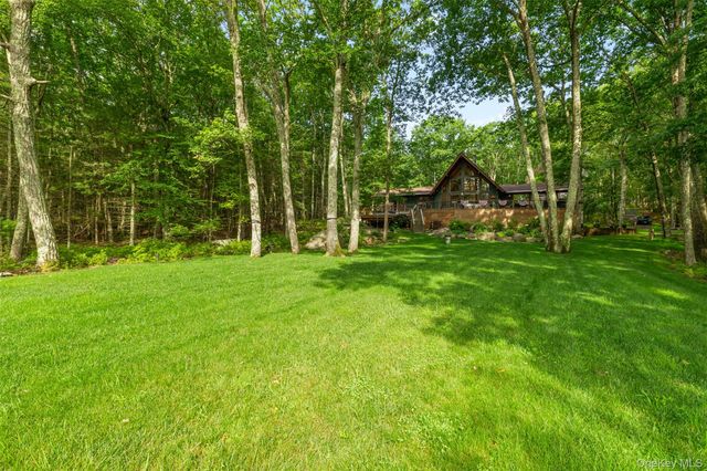 253 York Lake Estates Road, Barryville, NY 12719