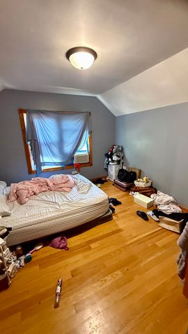 5400 W AUGUSTA Boulevard, Chicago, IL 60651