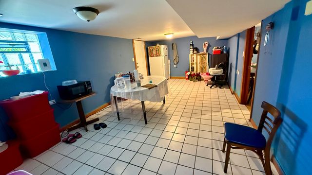 5400 W AUGUSTA Boulevard, Chicago, IL 60651