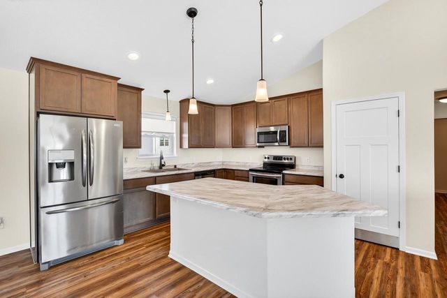 408 Saratoga Drive, Johnson Creek, WI 53038