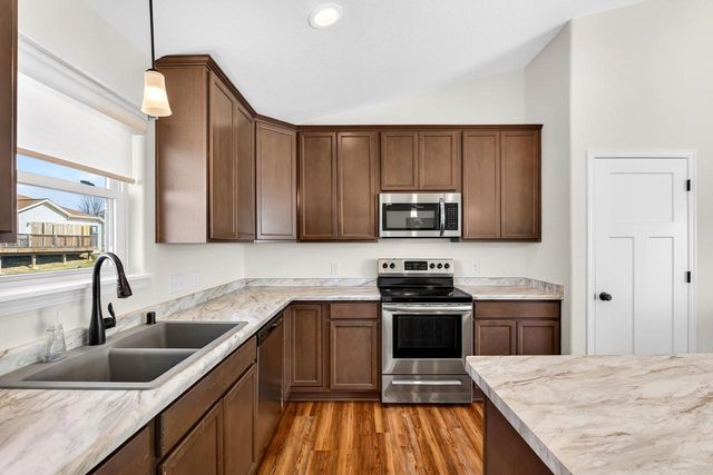 408 Saratoga Drive, Johnson Creek, WI 53038