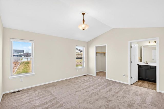 408 Saratoga Drive, Johnson Creek, WI 53038