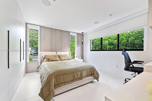 1792 Cleveland Rd, Miami Beach, FL 33141