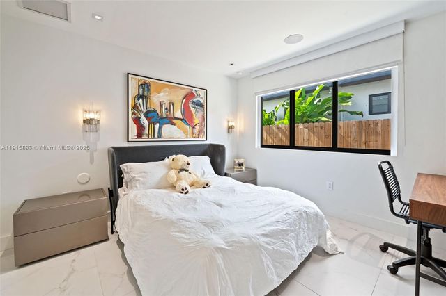 1792 Cleveland Rd, Miami Beach, FL 33141