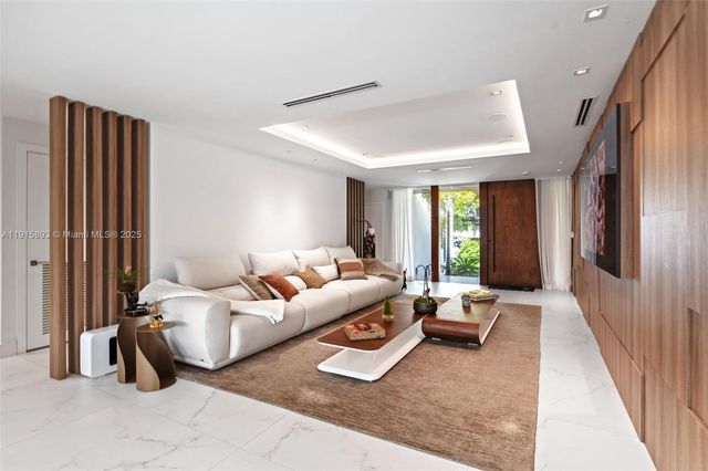 1792 Cleveland Rd, Miami Beach, FL 33141