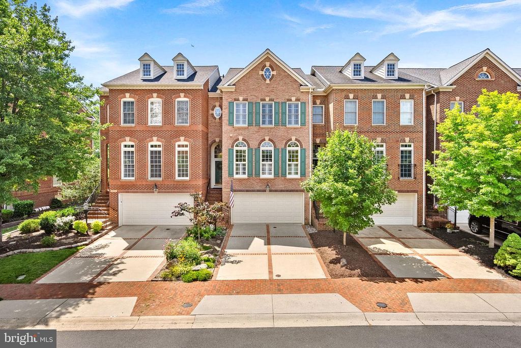 43779 BENT CREEK TER, Leesburg, VA 20176