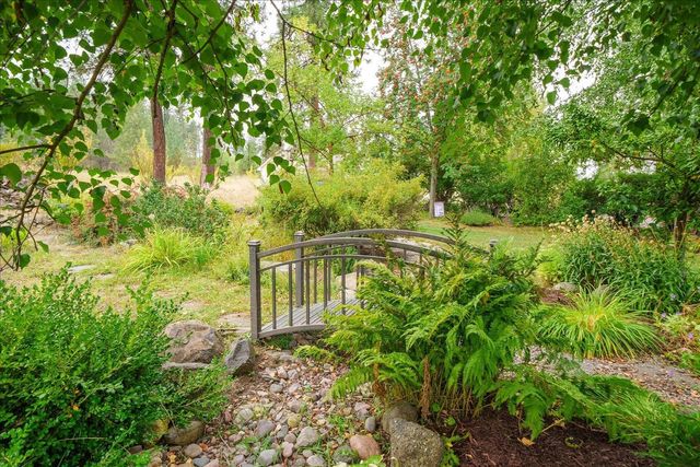 13626 N Friendship Ln, Nine Mile Falls, WA 99026