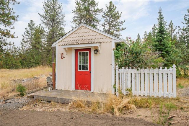 13626 N Friendship Ln, Nine Mile Falls, WA 99026