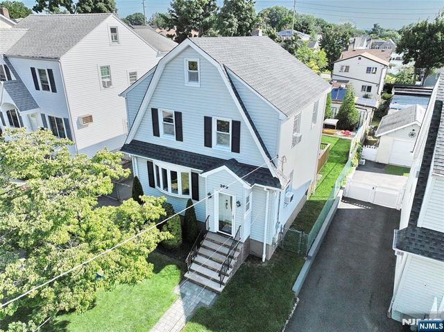 369 Sussex Road, Wood Ridge, NJ 07075