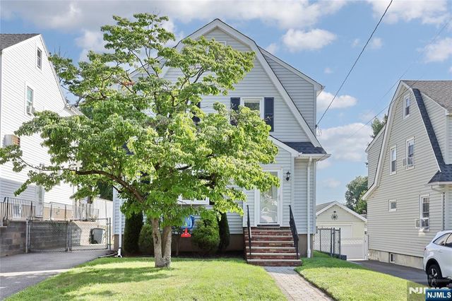 369 Sussex Road, Wood Ridge, NJ 07075