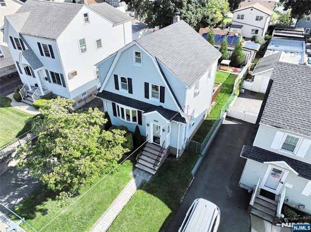 369 Sussex Road, Wood Ridge, NJ 07075