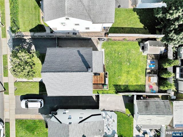 369 Sussex Road, Wood Ridge, NJ 07075