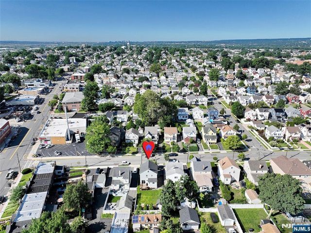 369 Sussex Road, Wood Ridge, NJ 07075