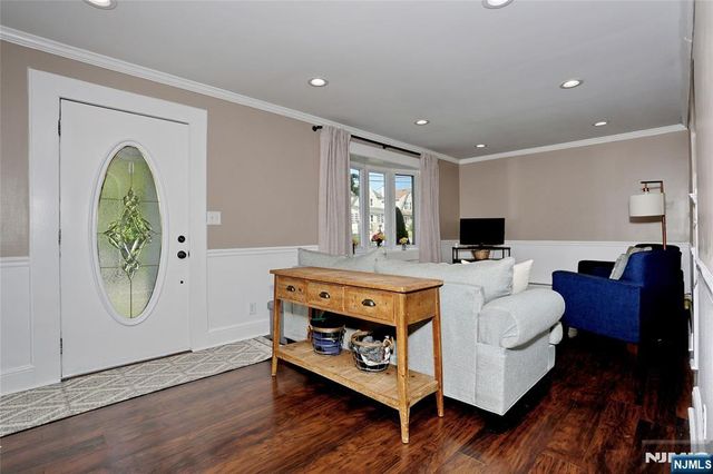 369 Sussex Road, Wood Ridge, NJ 07075