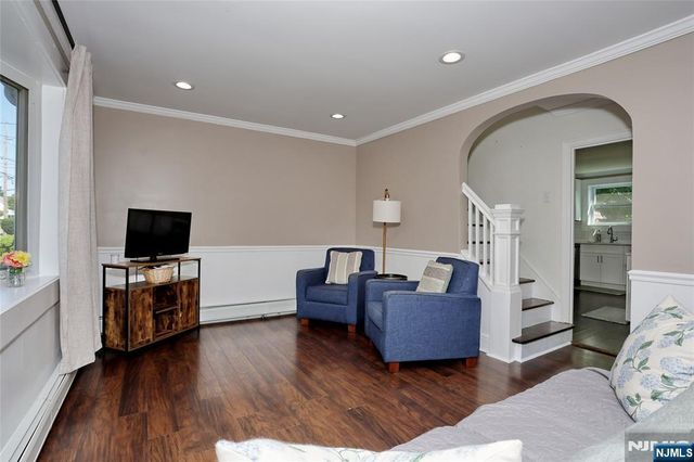 369 Sussex Road, Wood Ridge, NJ 07075