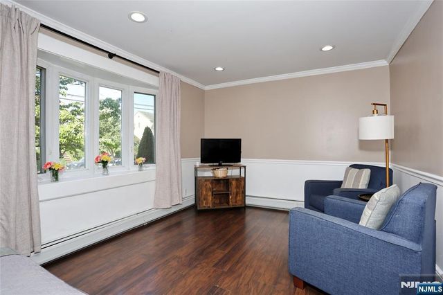 369 Sussex Road, Wood Ridge, NJ 07075