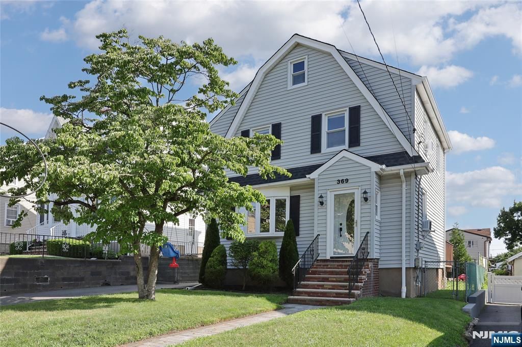 369 Sussex Road, Wood Ridge, NJ 07075