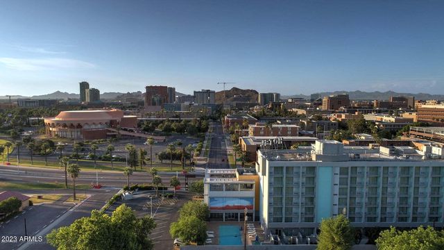 1428 S OAKLEY Place, Tempe, AZ 85281