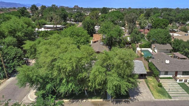 1428 S OAKLEY Place, Tempe, AZ 85281