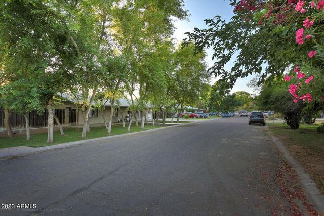 1428 S OAKLEY Place, Tempe, AZ 85281