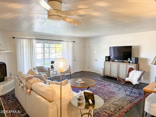 1428 S OAKLEY Place, Tempe, AZ 85281