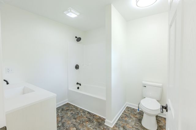 334 N Robin Hood Rd, Doyle, TN 38559