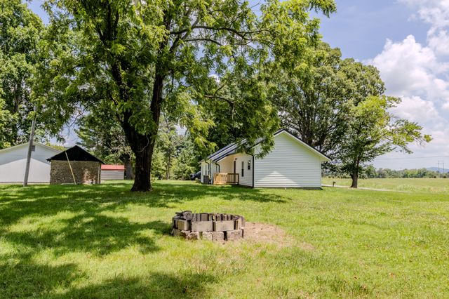 334 N Robin Hood Rd, Doyle, TN 38559