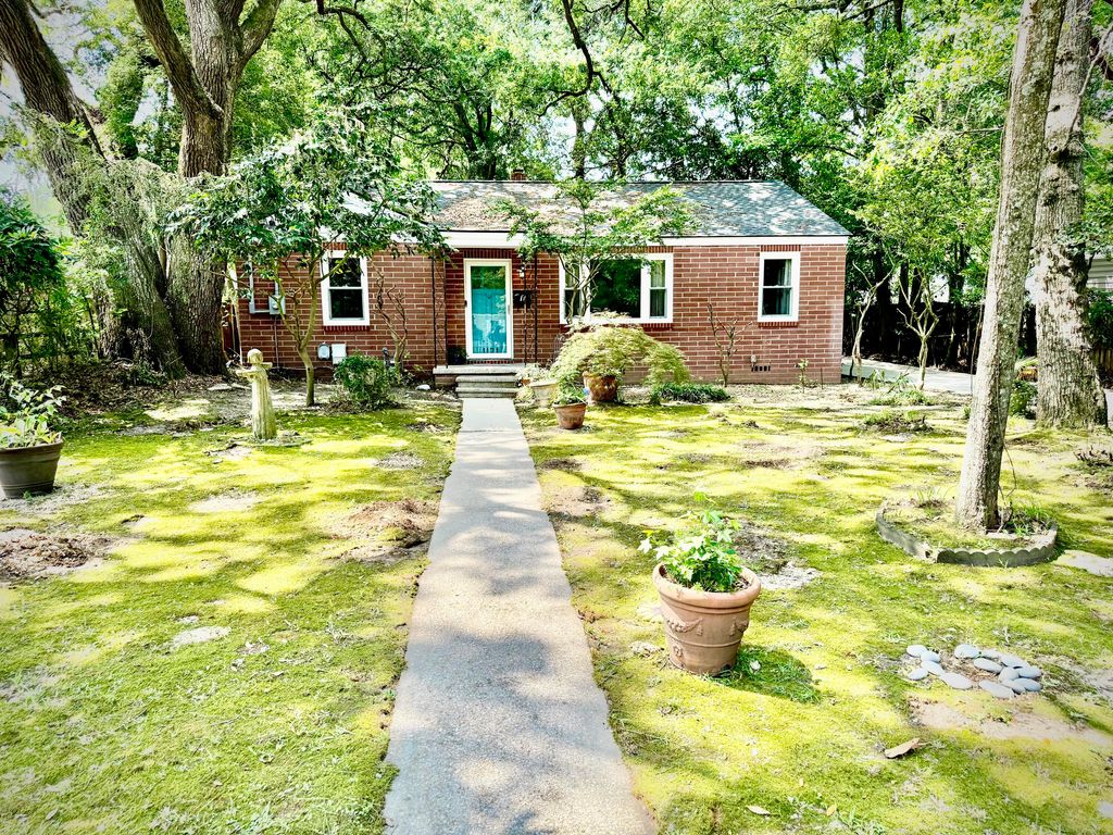 1171 Braddock Avenue, North Charleston, SC 29405