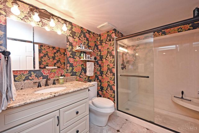 2396 Dana Avenue, Cincinnati, OH 45208