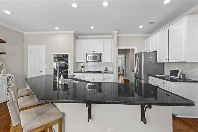 4126 Oberon SE Drive, Smyrna, GA 30080