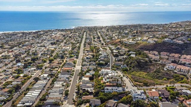 1243 1245 Van Nuys St., San Diego, CA 92109