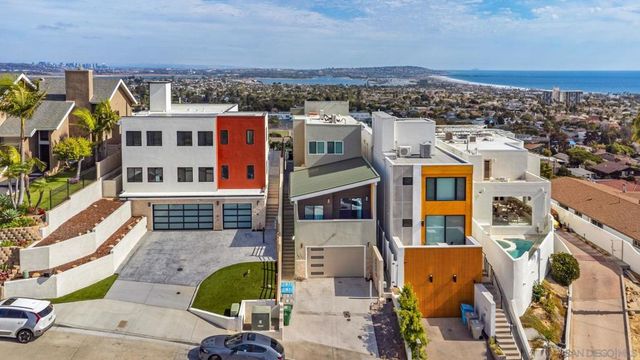 1243 1245 Van Nuys St., San Diego, CA 92109