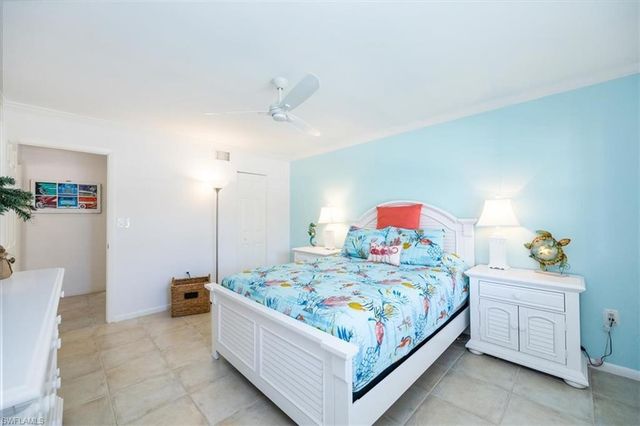 3200 Binnacle DR # C4, Naples, FL 34103