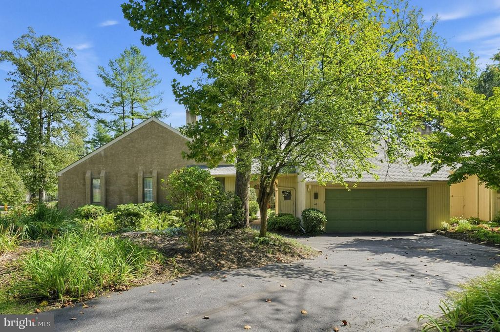 40 TOFT WOODS WAY, MEDIA, PA 19063 — exterior