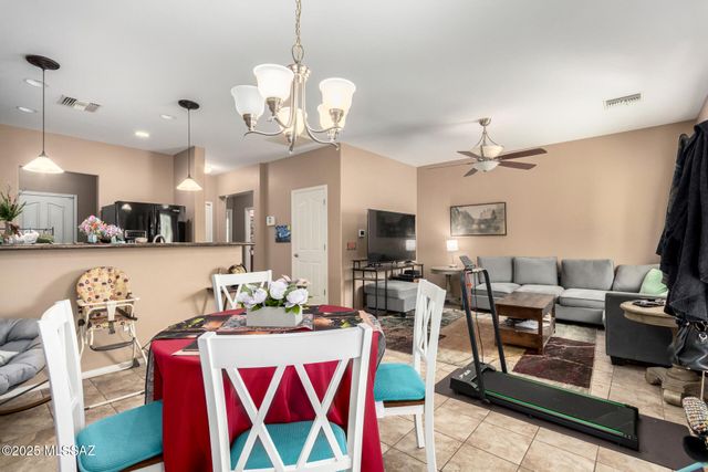 7012 S Red Maids Drive, Tucson, AZ 85756