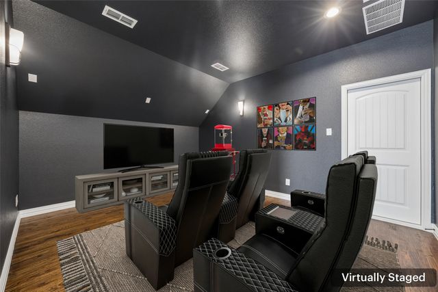 2526 Fruitland Avenue, Farmers Branch, TX 75234