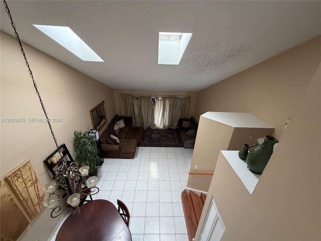 458 SE 11th Terrace, Dania Beach, FL 33004