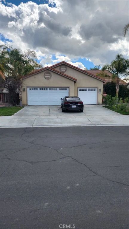 1078 Peaceful Ln, San Jacinto, CA 92582