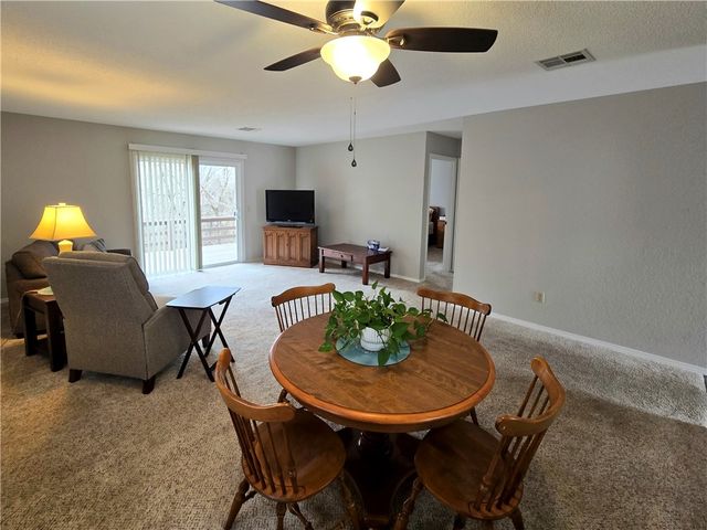 30 Walter Drive, Bella Vista, AR 72714