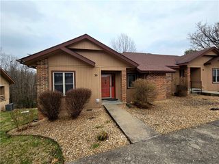 30 Walter Drive, Bella Vista, AR 72714